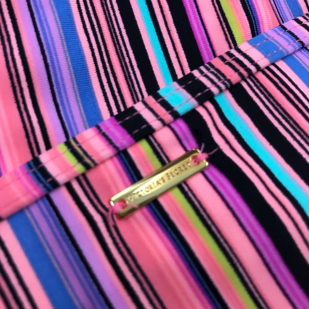 Victoria’s Secret l M The Itsy Pink Stripe Texture Halter Cheeky Bikini Swimsuit - Picture 10 of 15